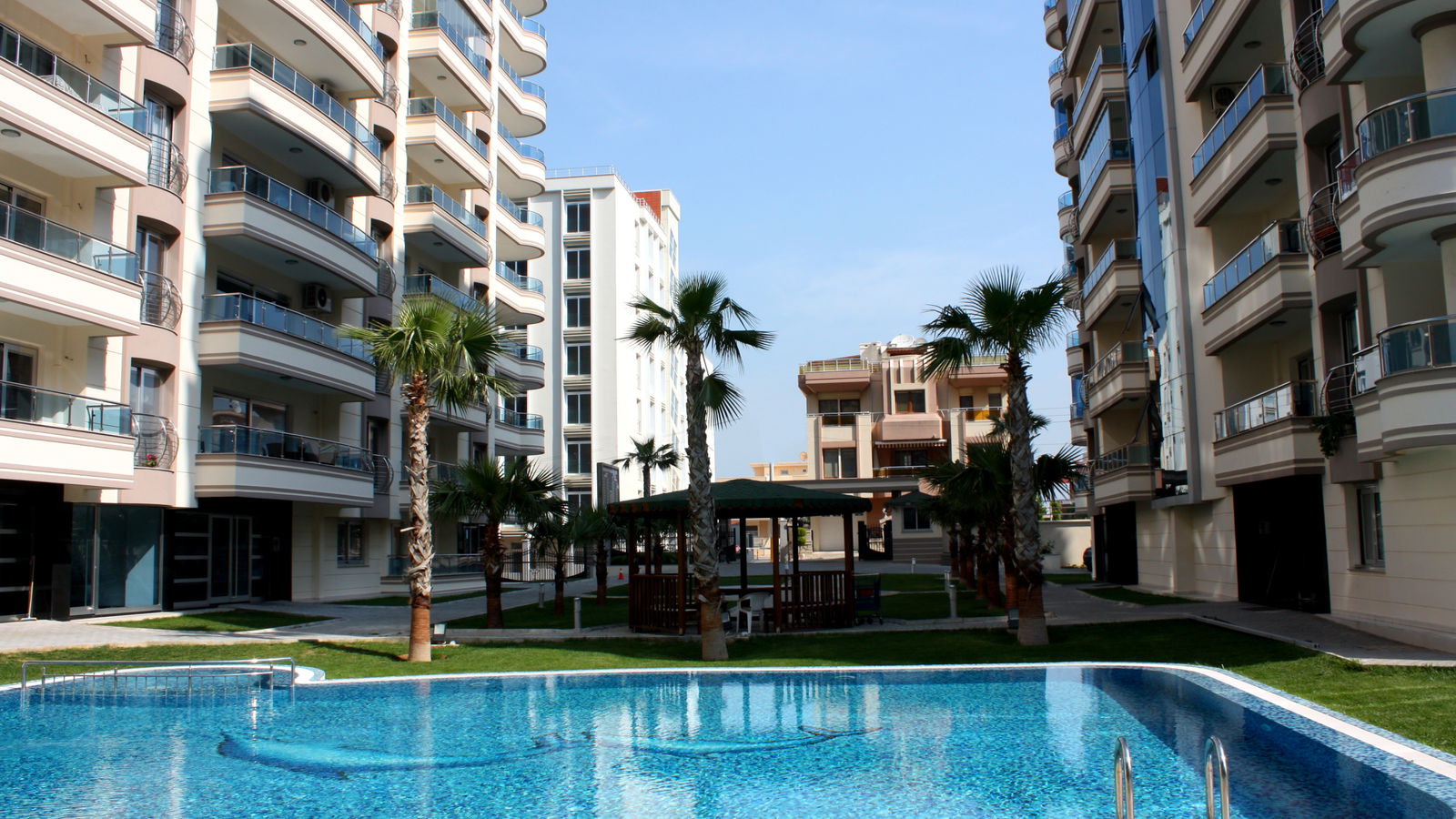 61000 sq.ft PentHouse In Kharadi